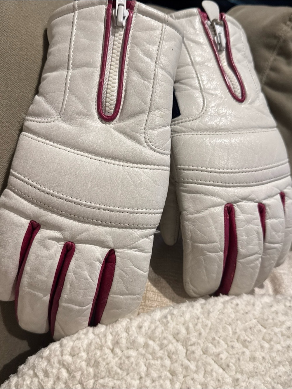 Vintage leather ski gloves aspen vail snow winter
